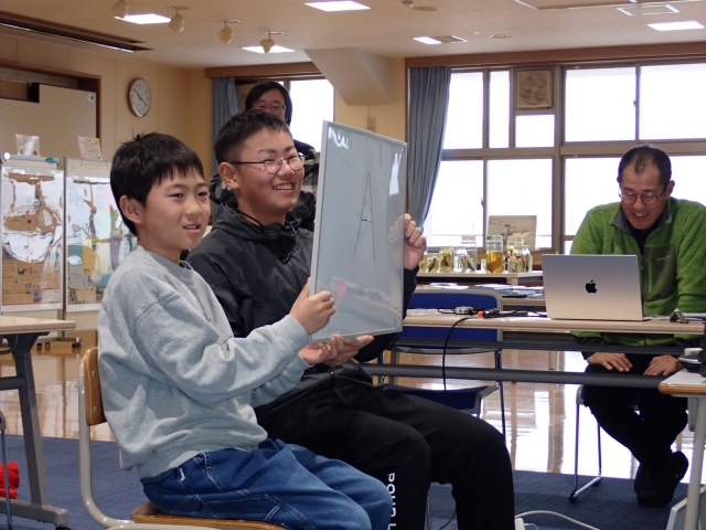 環境DNA調査結果共有イベント【むつ市立脇野沢小学校（青森県むつ市）・コウノトリKIDSクラブ（兵庫県豊岡市）と合同】