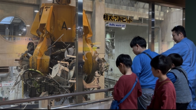 舞洲工場見学で知った ごみの向こう側にある努力と工夫